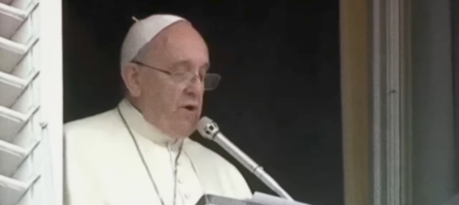 Screenshot_20250424_085353_com_google_android_youtube_MainActivity El papa Francisco